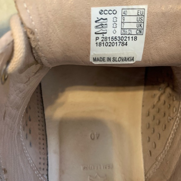 Ecco Women’s Oxford Sneakers - Picture 5 of 5